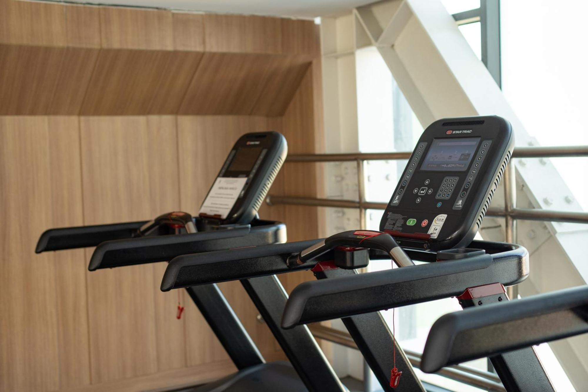 Airport Republic - Free Pool Gym And Kid TP. Hồ Chí Minh